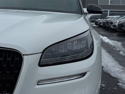 Certified 2022 Lincoln Corsair Reserve w/ Equipment Group 201A image 2