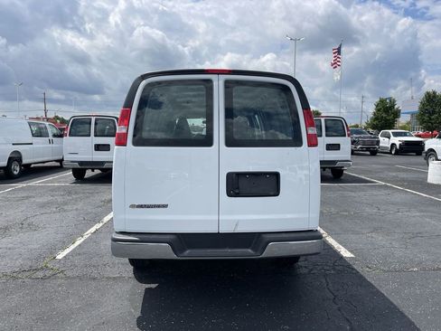 New 2025 Chevrolet Express 3500 Extended w/ Driver Convenience Package RWD image 4