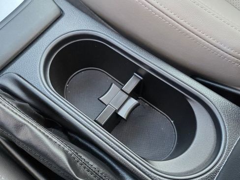 Used 2017 Subaru Forester 2.5i Limited w/ Popular Package #2 image 31