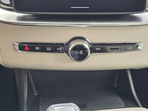 New 2026 Volvo XC90 T8 Ultra w/ Lounge Package AWD/4WD image 15