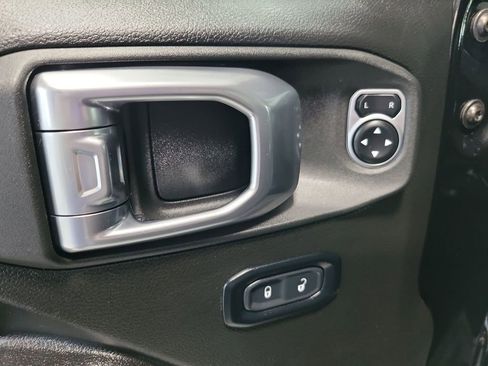 Used 2024 Jeep Wrangler Unlimited Rubicon 4xe AWD/4WD image 42