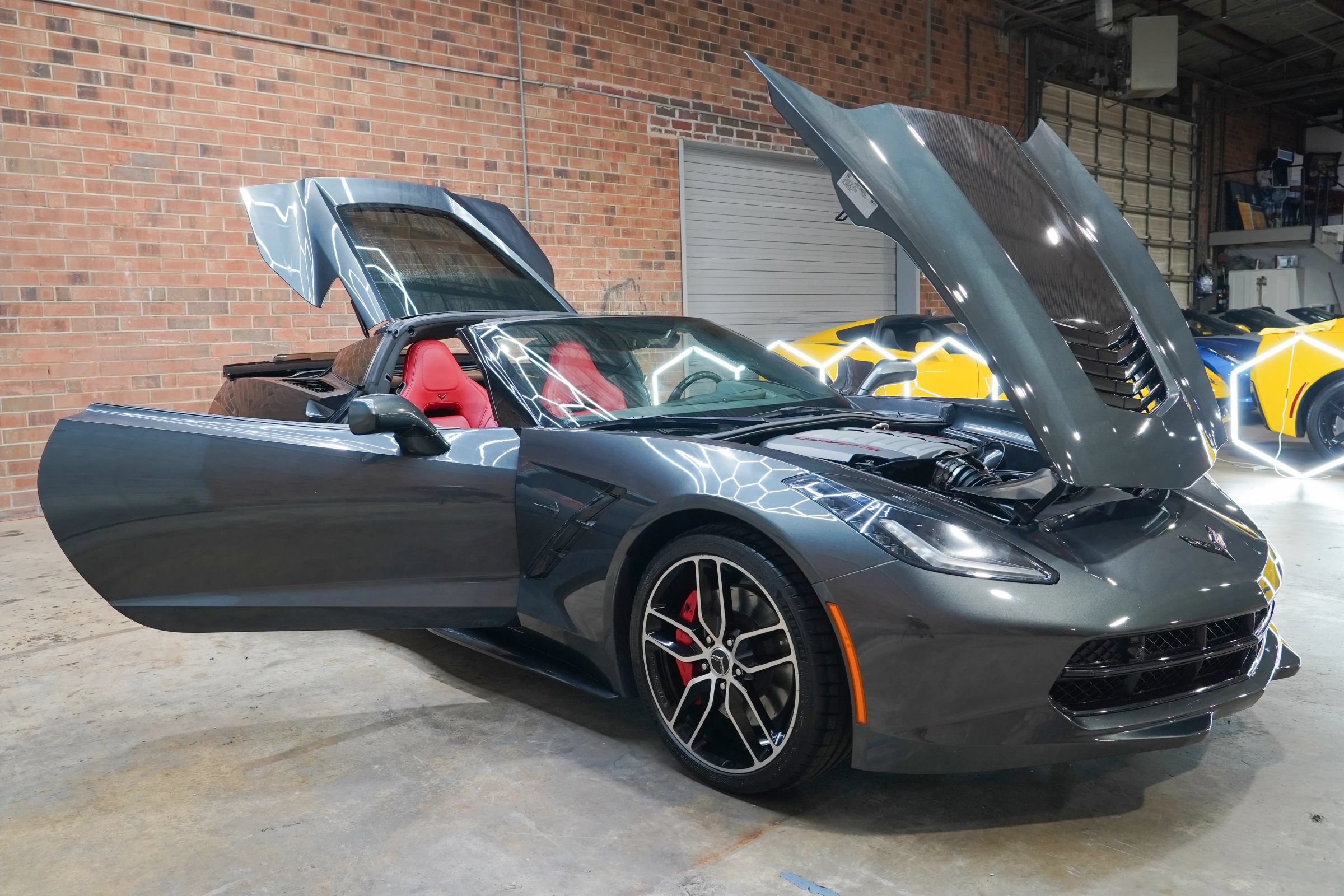 Used 2017 Chevrolet Corvette Stingray Coupe RWD image 24