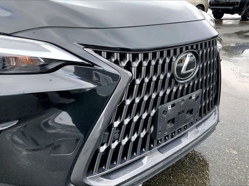 Used 2023 Lexus NX 350h AWD image 30