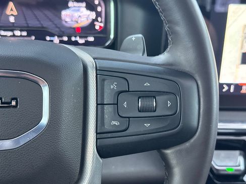Used 2025 GMC Sierra 1500 Denali w/ Technology Package AWD/4WD image 32