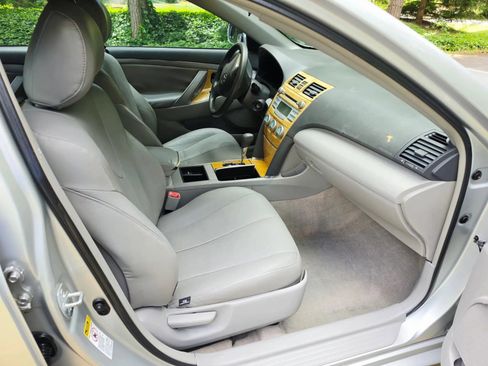 Used 2007 Toyota Camry CE FWD image 12