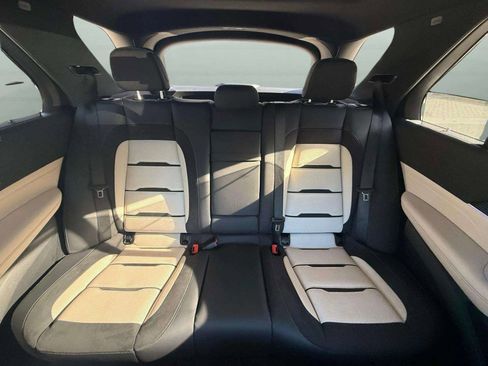 Used 2024 Mercedes-Benz GLE 53 AMG 4MATIC image 56