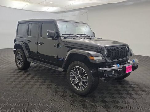 Used 2024 Jeep Wrangler High Altitude AWD/4WD image 7