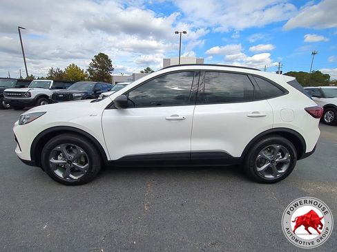 New 2026 Ford Escape ST-Line w/ Tech Pack #1 FWD image 7