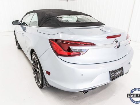 Used 2019 Buick Cascada Premium image 12