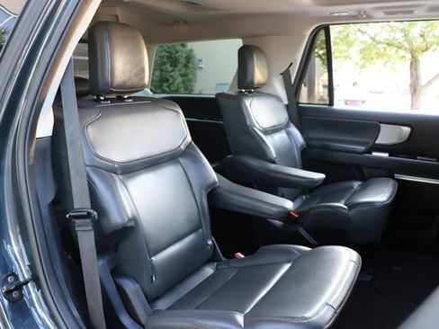 Used 2025 Ford Expedition Active AWD/4WD image 14