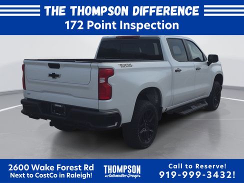 Used 2024 Chevrolet Silverado 1500 LT Trail Boss w/ Convenience Package II AWD/4WD image 3