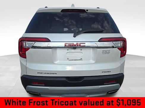 Certified 2021 GMC Acadia SLT w/ Technology Package AWD/4WD image 4