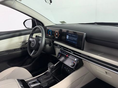 Used 2025 Hyundai Tucson SEL image 32