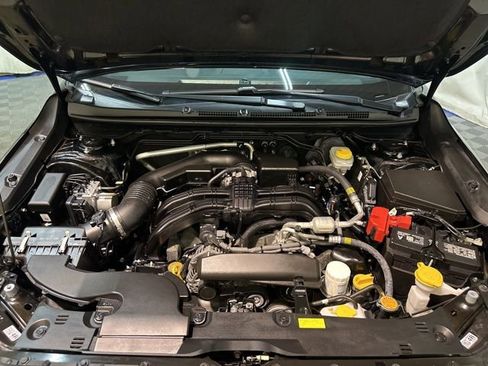 Certified 2025 Subaru Crosstrek 2.5i Sport AWD/4WD image 40