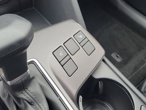 New 2026 Kia Sportage EX FWD image 37