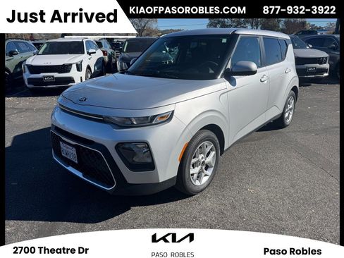 Used 2020 Kia Soul S image 1