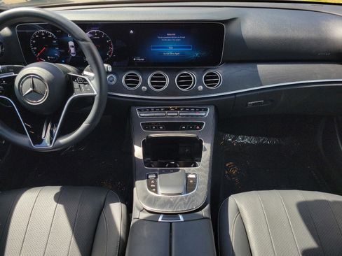 Used 2022 Mercedes-Benz E 350 Sedan image 18