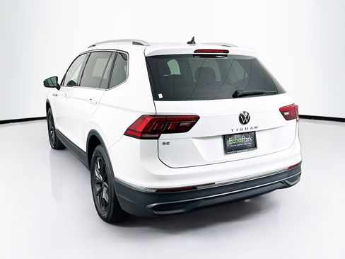 Used 2024 Volkswagen Tiguan SE image 5