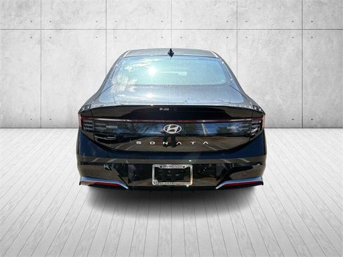New 2026 Hyundai Sonata SEL image 3