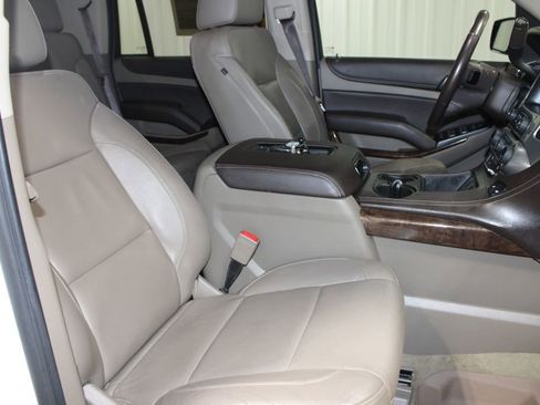 Used 2017 Chevrolet Tahoe LT w/ LT Signature Package image 26