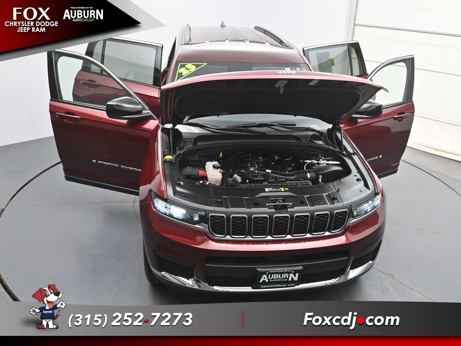 Used 2023 Jeep Grand Cherokee L Laredo w/ Luxury Tech Group I AWD/4WD image 37