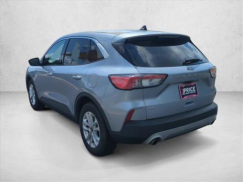 Used 2022 Ford Escape SE FWD image 8