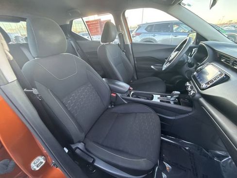 Certified 2024 Nissan Kicks SV image 23