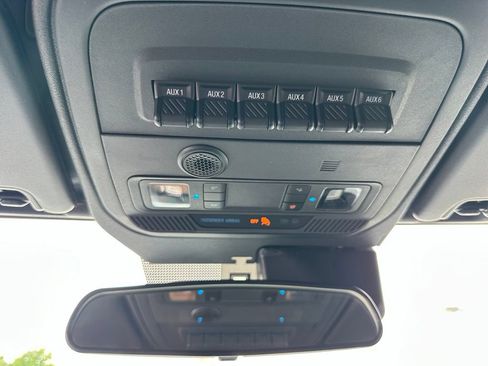 Used 2024 Ford Bronco Badlands AWD/4WD image 35