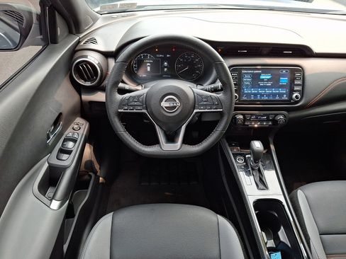Certified 2023 Nissan Kicks SR w/ SR Premium Package FWD image 13