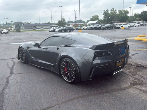Used 2017 Chevrolet Corvette Z06 RWD image 3