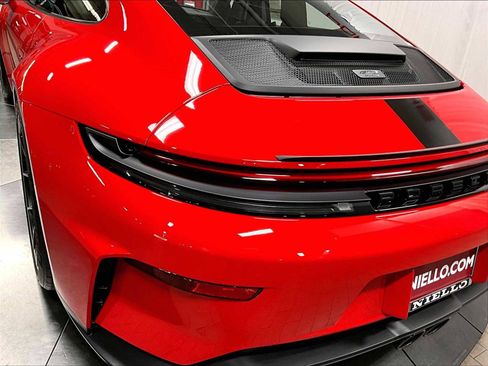New 2026 Porsche 911 GT3 RWD image 33