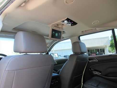 Used 2018 GMC Yukon Denali w/ Open Road Package RWD image 16