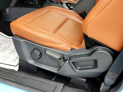 Used 2024 Ford Bronco Heritage Edition AWD/4WD image 10