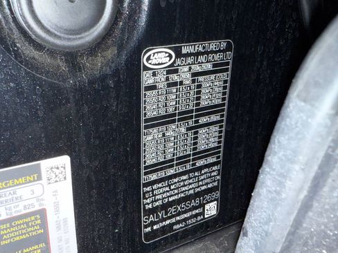 Used 2025 Land Rover Range Rover Velar Dynamic SE image 18