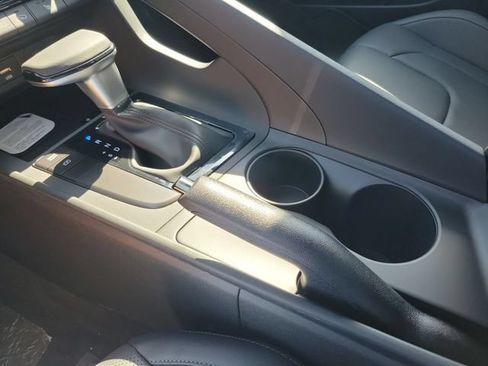 New 2026 Hyundai Elantra SEL Sport FWD image 16