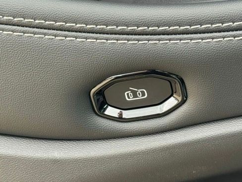 New 2026 Jeep Cherokee Laredo AWD/4WD image 11