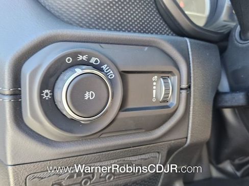 New 2026 Jeep Wrangler Unlimited Rubicon w/ Technology Group image 30