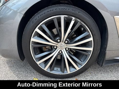 Used 2017 INFINITI Q60 3.0t w/ Premium Plus Package 3.0T AWD/4WD image 12