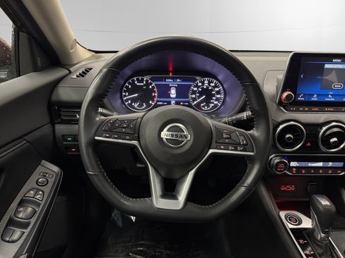 Used 2021 Nissan Sentra SV image 12