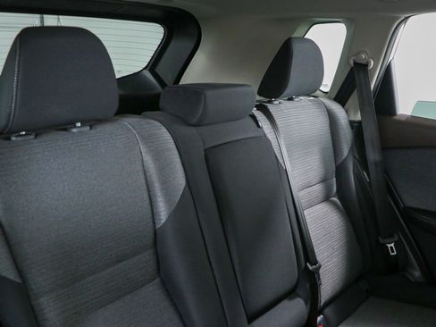 Used 2022 Nissan Rogue SV FWD image 27