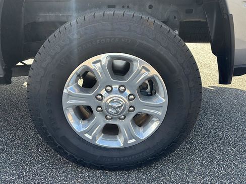 Used 2024 RAM 2500 Big Horn w/ Bed Utility Group image 7