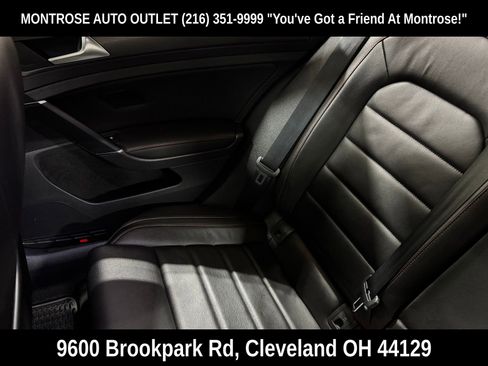 Used 2020 Volkswagen GTI SE image 30