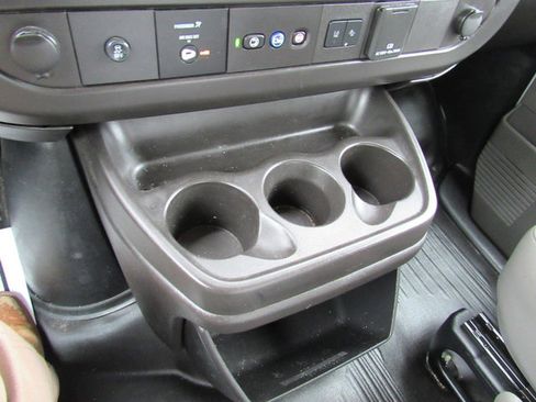 Used 2024 GMC Savana 3500 w/ Power Convenience Package RWD image 33