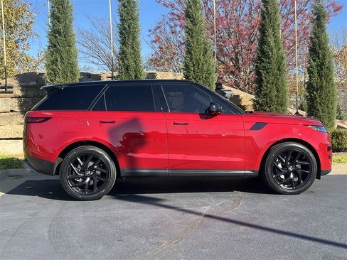 Certified 2023 Land Rover Range Rover Sport SE image 6