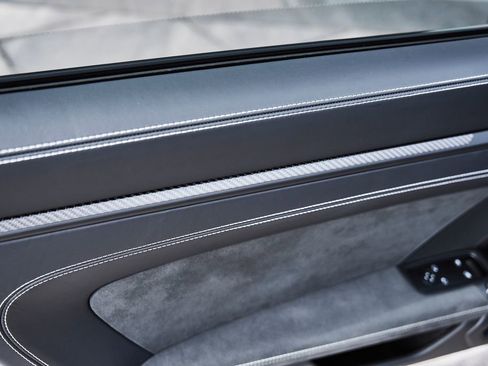 Used 2025 Porsche 911 GT3 image 34