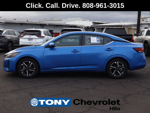 Used 2024 Nissan Sentra SV FWD image 2