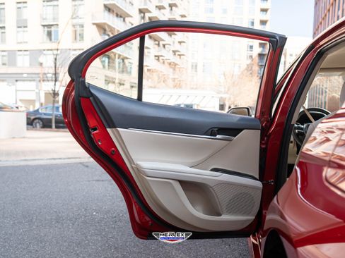 Used 2023 Toyota Camry LE image 41