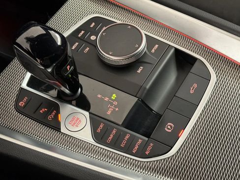 Used 2022 BMW Z4 M40i w/ Premium Package image 22