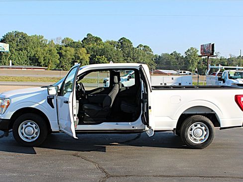 Used 2022 Ford F150 XL RWD image 7