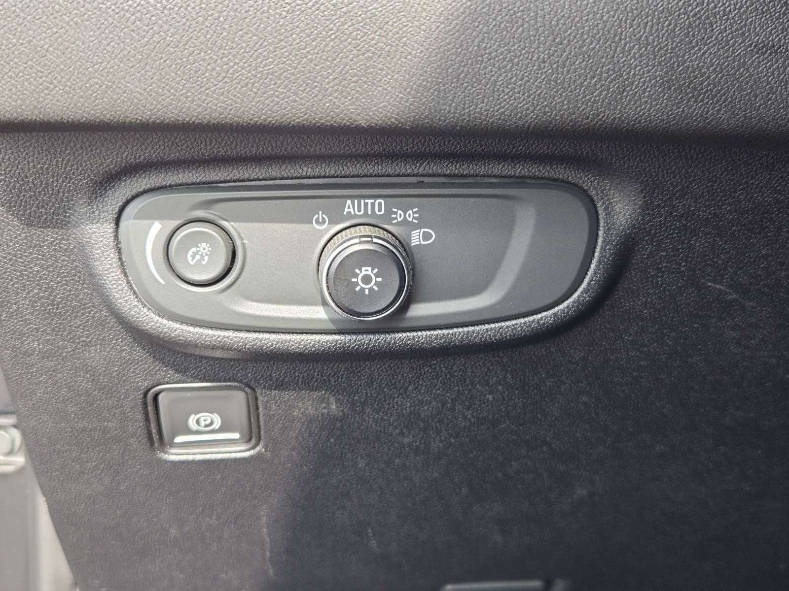 Used 2019 GMC Terrain SLE FWD image 20